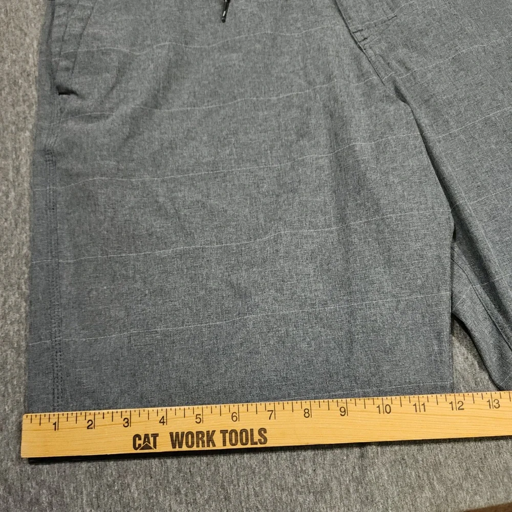 Hang Ten Hybrid Board Short 36 x10‎ Men Gray Plaid Flat Front Swim Golf Tech 20